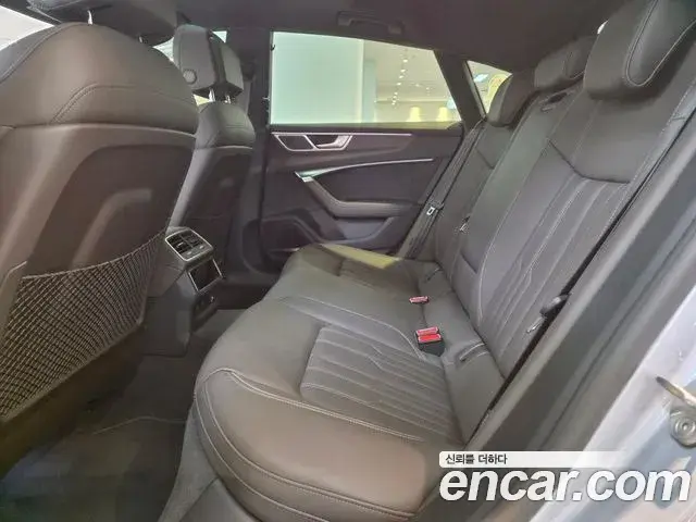 Audi A7 2023 — Şəkil 11/20