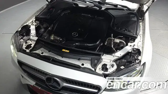 Mercedes-Benz E-Class 2018 — Фото 6/20