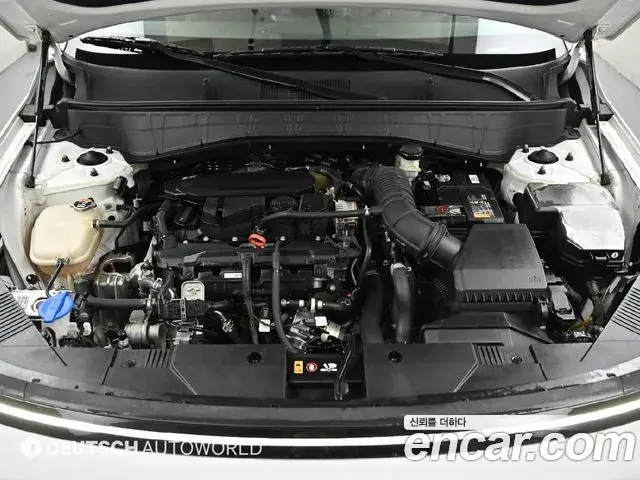 Hyundai Kona 2023 — Фото 18/20