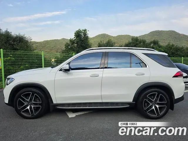 Mercedes-Benz GLE-Class 2022 — Фото 3/20