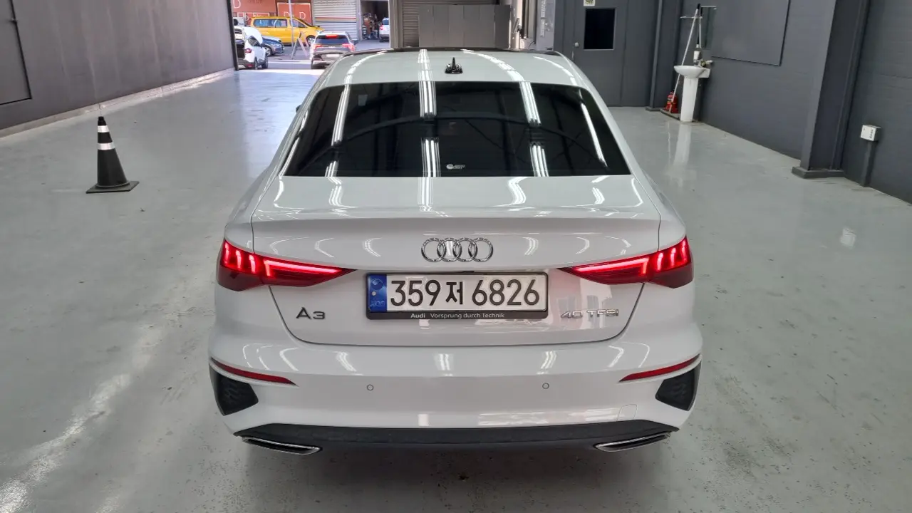 Audi A3 2023 — Фото 3/18