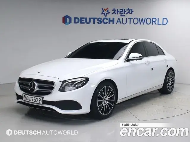 Mercedes-Benz E-Class 2020 — Фото 20/20