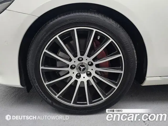 Mercedes-Benz E-Class 2020 — Фото 4/20