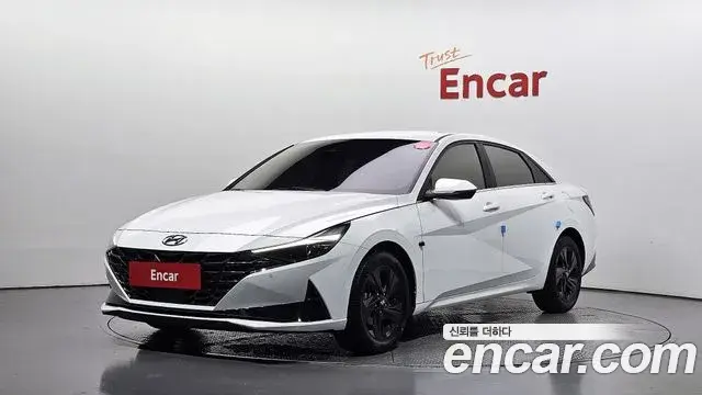 Hyundai Avante 2022 — Фото 1/20