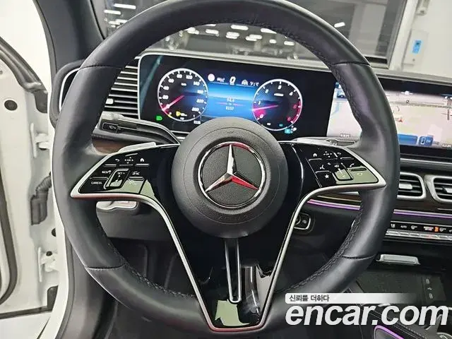 Mercedes-Benz GLE-Class 2026 — Фото 7/20