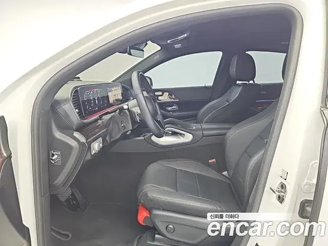 Mercedes-Benz GLE-Class 2026 — Фото 11/20