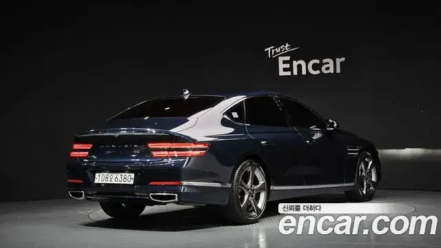 Genesis Electrified G80 2020 — Photo 1/20