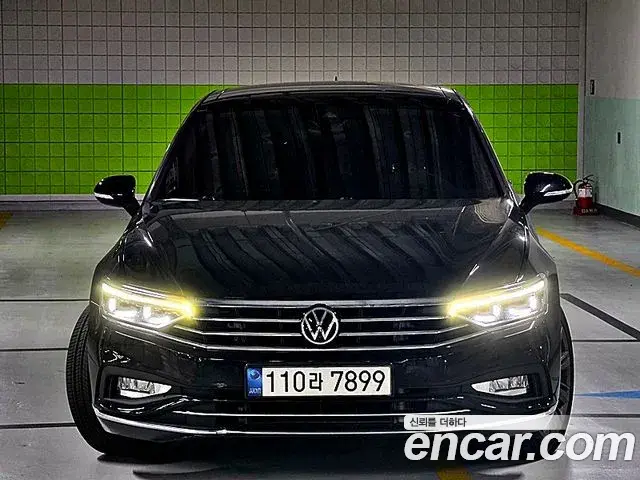 Volkswagen Passat GT 2022 — Фото 8/20