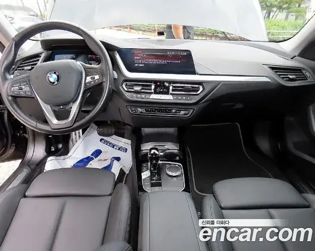 BMW 2 Series Gran Coupe 2023 — Фото 8/20