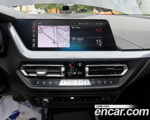 BMW 2 Series Gran Coupe 2023 — Фото 12/20