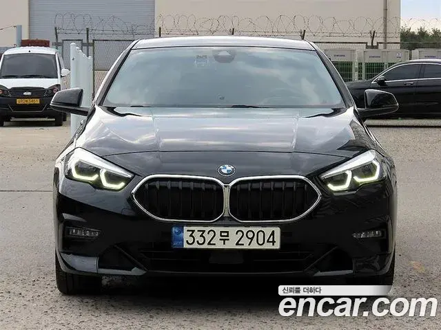 BMW 2 Series Gran Coupe 2023 — Фото 10/20