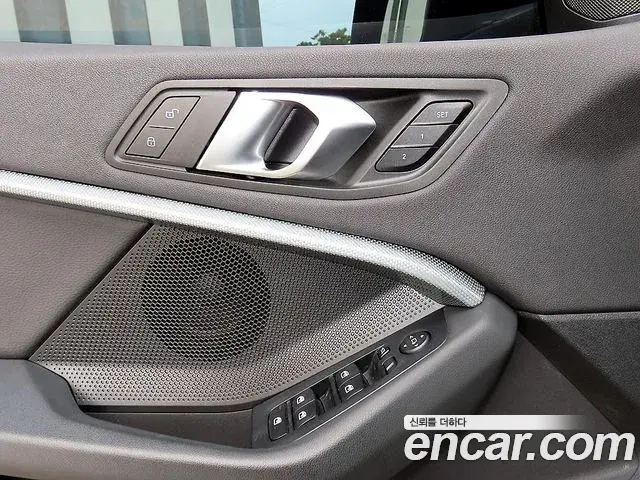 BMW 2 Series Gran Coupe 2023 — Фото 11/20