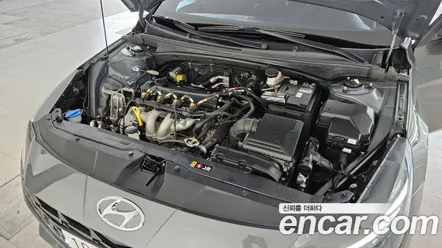 Hyundai The New Avante Hybrid 2021 — Şəkil 13/20