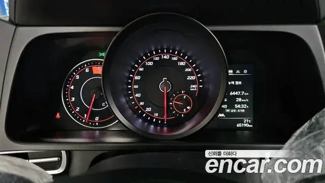 Hyundai The New Avante Hybrid 2021 — Şəkil 17/20