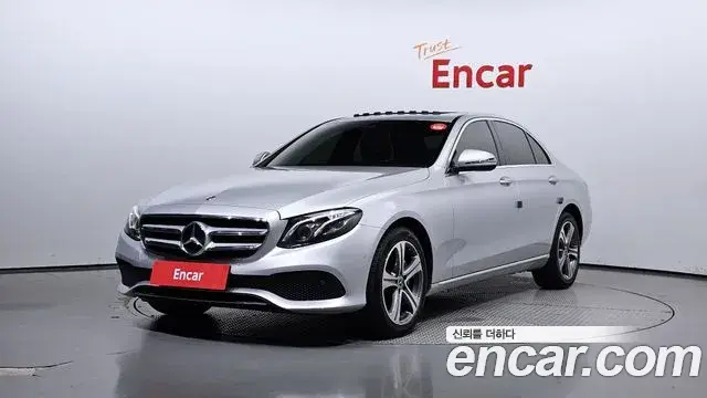 Mercedes-Benz E-Class 2019 — Şəkil 11/20