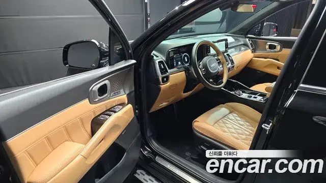 Kia Sorento 2022 — Фото 11/20