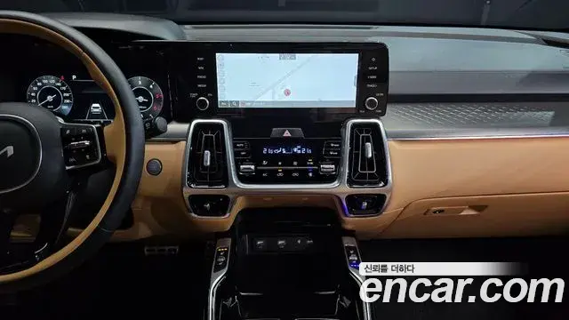 Kia Sorento 2022 — Фото 14/20