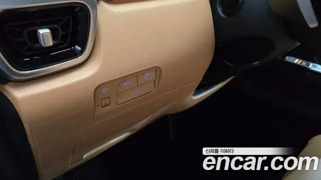 Kia Sorento 2022 — Фото 16/20