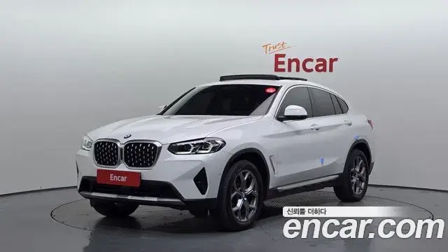 BMW X4 2023 — Фото 1/20