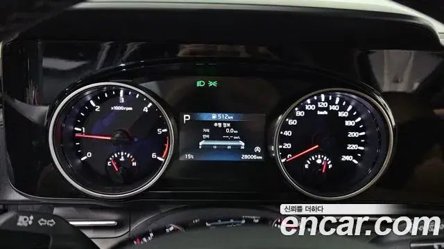 Kia Carnival 2022 — Фото 8/20