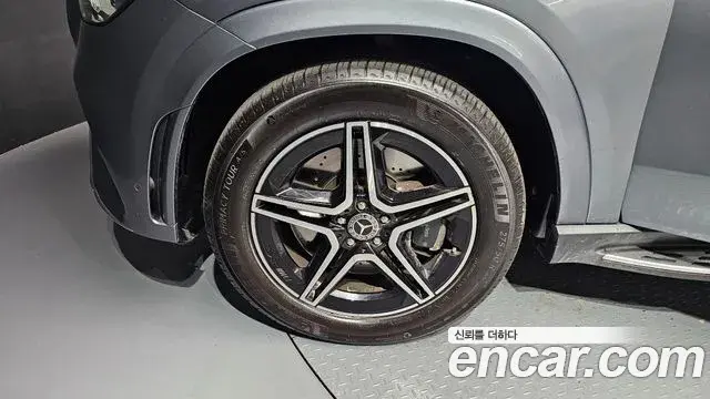 Mercedes-Benz GLE-Class 2021 — Фото 5/20