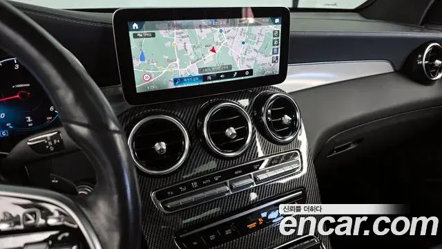 Mercedes-Benz GLC-Class 2022 — Фото 14/20