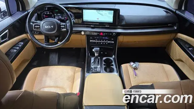 Kia Carnival 2021 — Фото 7/20