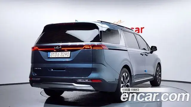 Kia Carnival 2022 — Фото 2/20