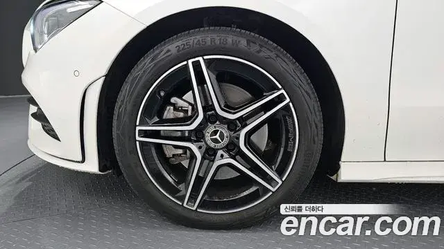 Mercedes-Benz CLA-Class 2022 — Şəkil 19/20