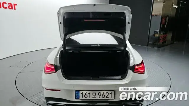 Mercedes-Benz CLA-Class 2022 — Şəkil 17/20