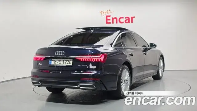 Audi A6 2021 — Şəkil 9/20