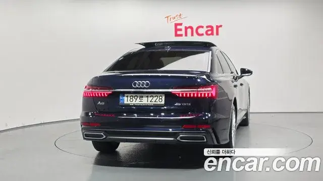 Audi A6 2021 — Şəkil 16/20