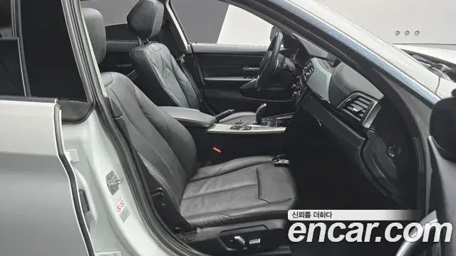 BMW 4 Series 2018 — Şəkil 8/20