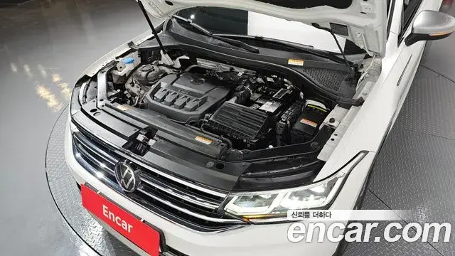 Volkswagen Tiguan Allspace 2022 — Photo 14/20