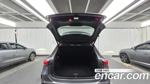 Mercedes-Benz GLA-Class 2021 — Фото 20/20