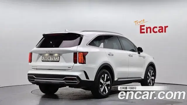 Kia Sorento 2023 — Şəkil 7/20