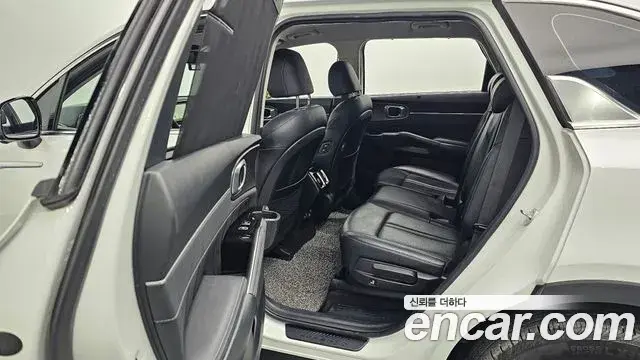 Kia Sorento 2023 — Şəkil 2/20