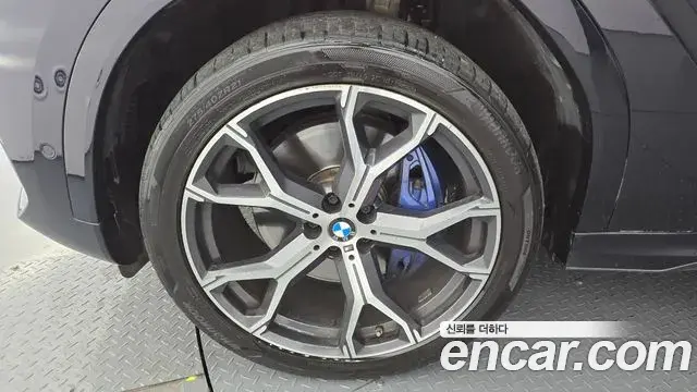 BMW X6 2020 — ფოტო 12/20