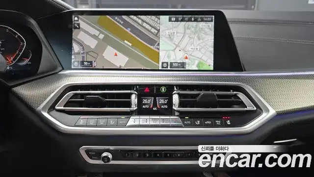 BMW X6 2020 — ფოტო 15/20