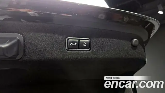 Kia The K9 2018 — ფოტო 13/20