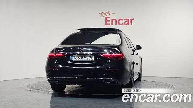 Mercedes-Benz S-Class 2021 — ფოტო 16/20