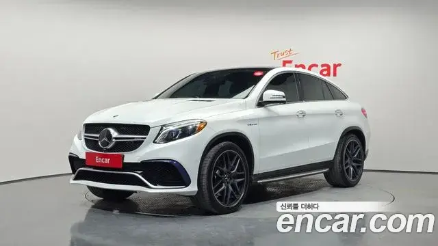 Mercedes-Benz GLE-Class 2019 — Фото 1/20
