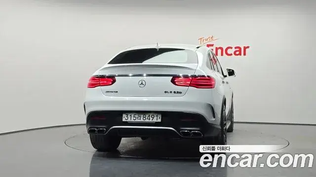 Mercedes-Benz GLE-Class 2019 — Фото 4/20