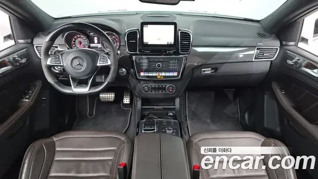 Mercedes-Benz GLE-Class 2019 — Фото 7/20