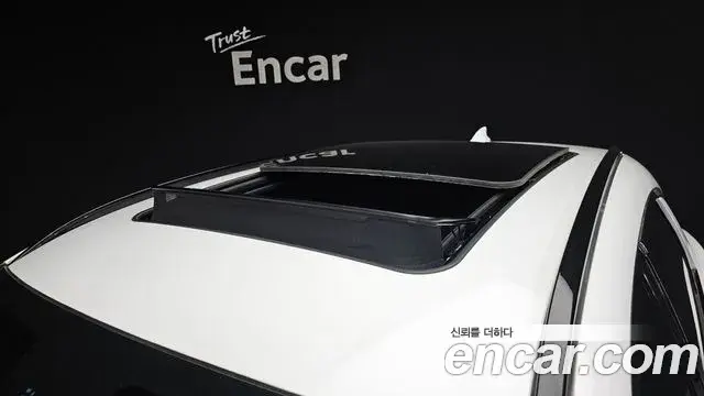 Genesis GV70 2023 — Şəkil 14/20