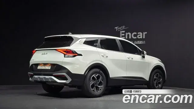 Kia Sportage 2022 — Şəkil 15/20