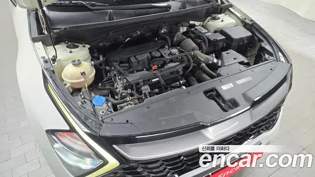 Kia Sportage 2022 — Şəkil 8/20