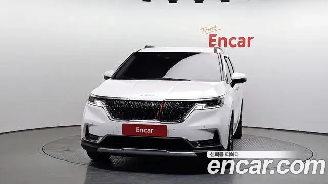 Kia Carnival 2020 — Фото 3/20