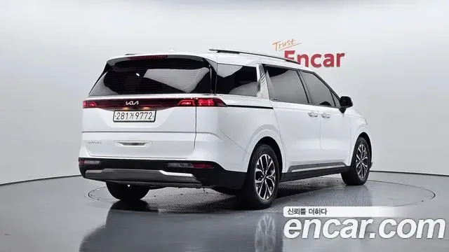 Kia Carnival 2022 — Фото 2/20