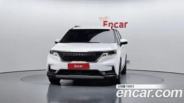Kia Carnival 2022 — Фото 3/20